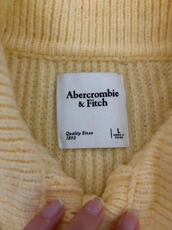 Abercrombie & Fitch Cardigan Sweater Chunky Knit Collard Light Yellow Large - Picture 4 of 5